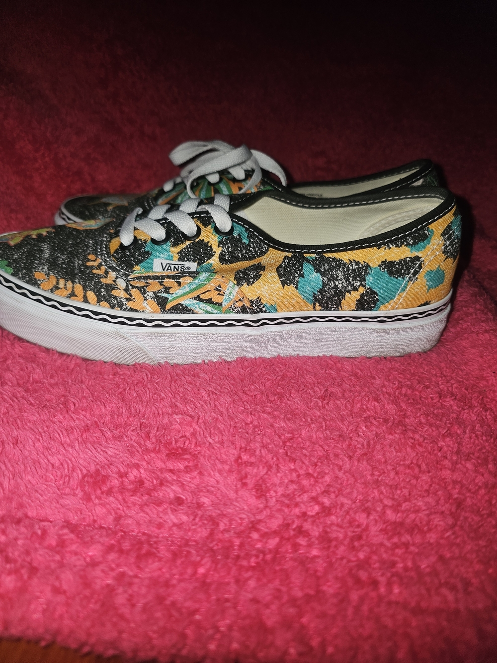 Vans Authentic Low-Top Sneakers in Teal & Orange Print